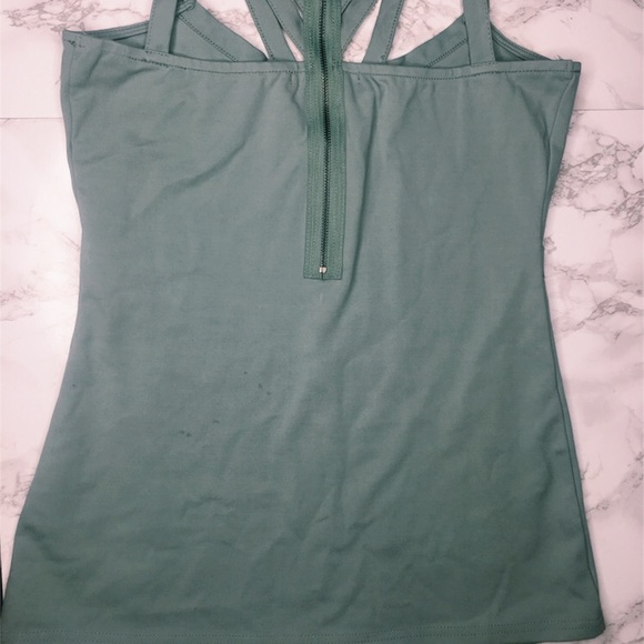Buckle slate gray/green strappy structured tank - Picture 3 of 5